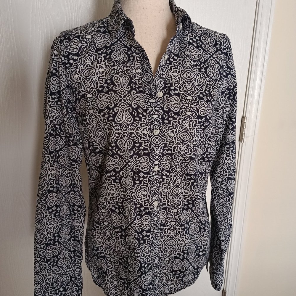 Tommy Hilfiger classic fit button down shirt